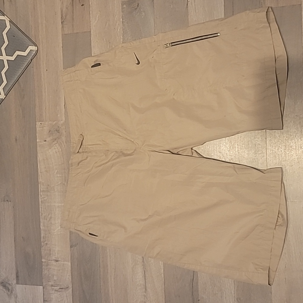 Nike Mens Essential Shorts Vintage Size XXL RN#56323 CA#05553